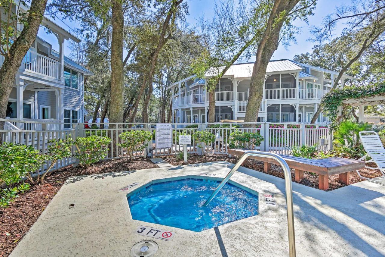 Quaint Hilton Head Villa With Pool And Hot Tub Access! Hilton Head Island Exterior photo